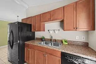 6200 Dwightware Blvd, Charlotte, NC 28227 - Photo 7