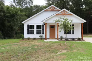 916 N Austin Rd, Marshville, NC 28103 - Photo 1
