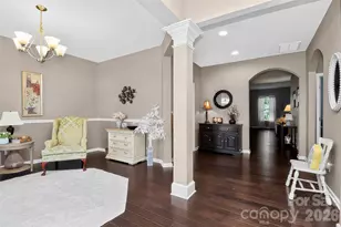 12823 Plumleaf Dr, Charlotte, NC 28213 - Photo 5
