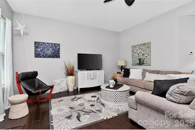 12823 Plumleaf Drive, Charlotte, NC 28213 - Photo 19