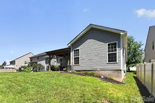 12823 Plumleaf Dr, Charlotte, NC 28213 - Photo 39