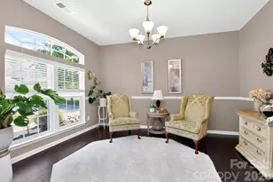 12823 Plumleaf Dr, Charlotte, NC 28213 - Photo 3