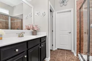 12823 Plumleaf Dr, Charlotte, NC 28213 - Photo 25