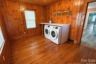 112 3rd St NE, Conover, NC 28613 - Photo 15