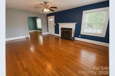 112 3rd Street NE, Conover, NC 28613 - Photo 9