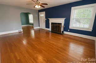 112 3rd St NE, Conover, NC 28613 - Photo 9