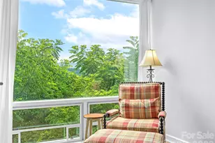 647 Town Mountain Rd, Asheville, NC 28804 - Photo 9