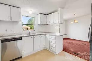 505 Crescent Way, Horse Shoe, NC 28742 - Photo 11