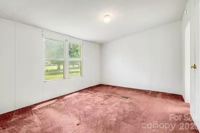505 Crescent Way, Horse Shoe, NC 28742 - Photo 21