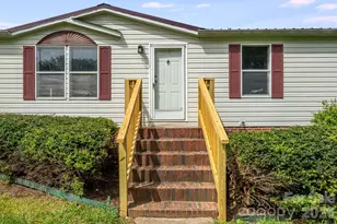 505 Crescent Way, Horse Shoe, NC 28742 - Photo 3
