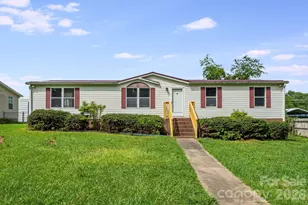505 Crescent Way, Horse Shoe, NC 28742 - Photo 1