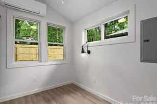 30 Pine Rd, Asheville, NC 28805 - Photo 9