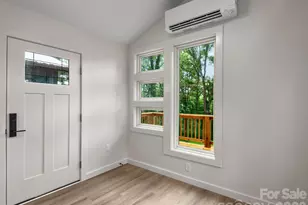 30 Pine Rd, Asheville, NC 28805 - Photo 3