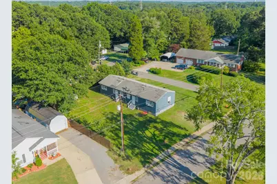 402 E Webb Street, Dallas, NC 28034 - Photo 5