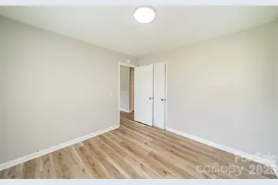 402 E Webb Street, Dallas, NC 28034 - Photo 17