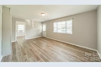 402 E Webb Street, Dallas, NC 28034 - Photo 11
