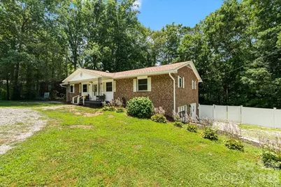 216 Dundeve Circle, Hendersonville, NC 28792 - Photo 1