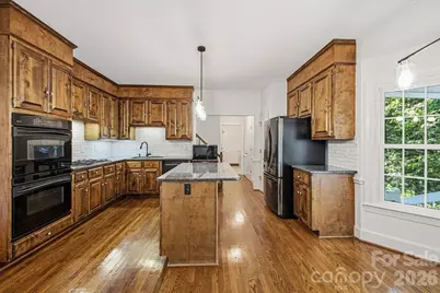 9423 Braemar Terrace, Charlotte, NC 28210 - Photo 17