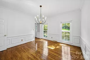 9423 Braemar Terrace, Charlotte, NC 28210 - Photo 7