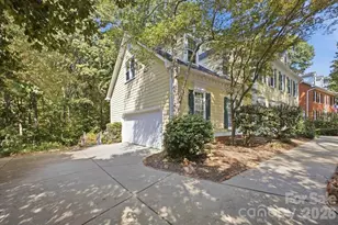 9423 Braemar Terrace, Charlotte, NC 28210 - Photo 3