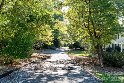 233 Nottingham Circle, Statesville, NC 28625 - Photo 3
