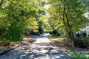 233 Nottingham Circle, Statesville, NC 28625 - Photo 3