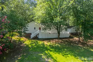 1077 E Shore Dr, Lancaster, SC 29720 - Photo 15