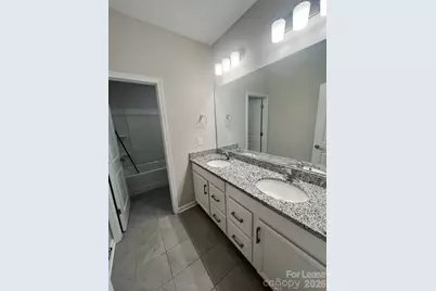 5714 Rivulet Way, Charlotte, NC 28215 - Photo 17
