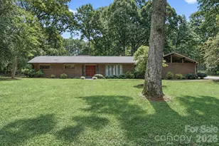 107 Augusta Dr, Statesville, NC 28625 - Photo 1