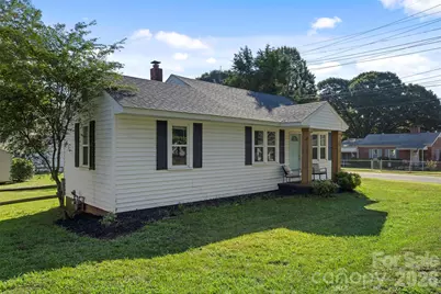300 Harris Street, Fort Mill, SC 29715 - Photo 3