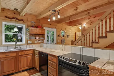 1061 Setzer Cove Road, Maggie Valley, NC 28751 - Photo 19