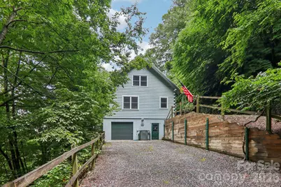 1061 Setzer Cove Road, Maggie Valley, NC 28751 - Photo 3