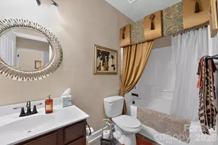 5909 Langwell Ln, Charlotte, NC 28278 - Photo 9