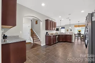 5909 Langwell Ln, Charlotte, NC 28278 - Photo 5