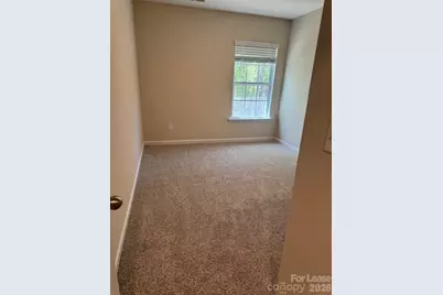 6049 Guildford Hill Lane, Charlotte, NC 28215 - Photo 5