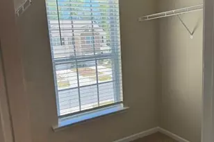 6049 Guildford Hill Ln, Charlotte, NC 28215 - Photo 13