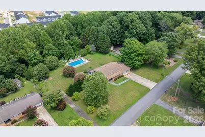 1335 36th Avenue Drive NE, Hickory, NC 28601 - Photo 47