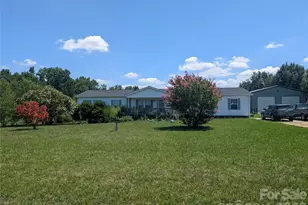 5728 Walker Way, Kings Mountain, NC 28086 - Photo 3