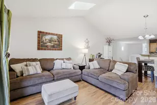 123 Foxden Dr, Fletcher, NC 28732 - Photo 1