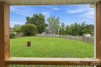 417 Glover Street, Hendersonville, NC 28792 - Photo 5