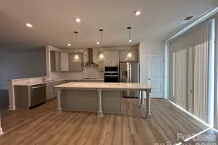 4211 Alexander Vw Dr, Charlotte, NC 28226 - Photo 9