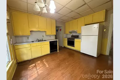 508 Chesterfield Avenue, Lancaster, SC 29720 - Photo 7