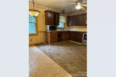 9112 Hinson Drive, Matthews, NC 28105 - Photo 7