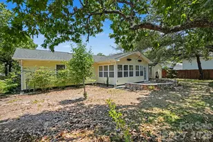 121 NW 1st St, Oak Island, NC 28465 - Photo 35