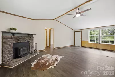55 Twin Oaks Lane, Spruce Pine, NC 28777 - Photo 21