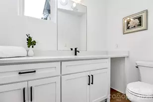 1004 Margaret Brown St, Charlotte, NC 28202 - Photo 9