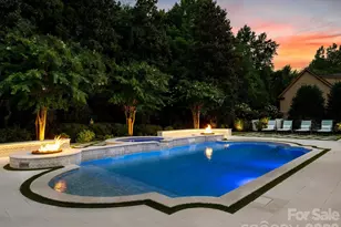 9146 Heydon Hall Cir, Charlotte, NC 28210 - Photo 45
