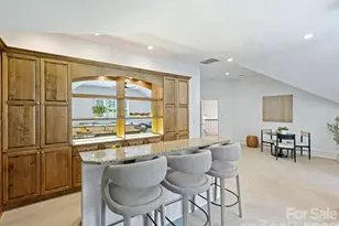 9146 Heydon Hall Cir, Charlotte, NC 28210 - Photo 29
