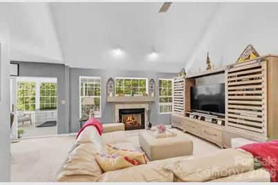 28 Secretariat Drive, Hendersonville, NC 28792 - Photo 17