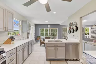 28 Secretariat Dr, Hendersonville, NC 28792 - Photo 23